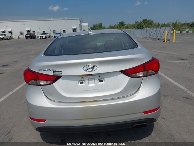 KMHDH4AHXGU622321 Hyundai Elantra Gls