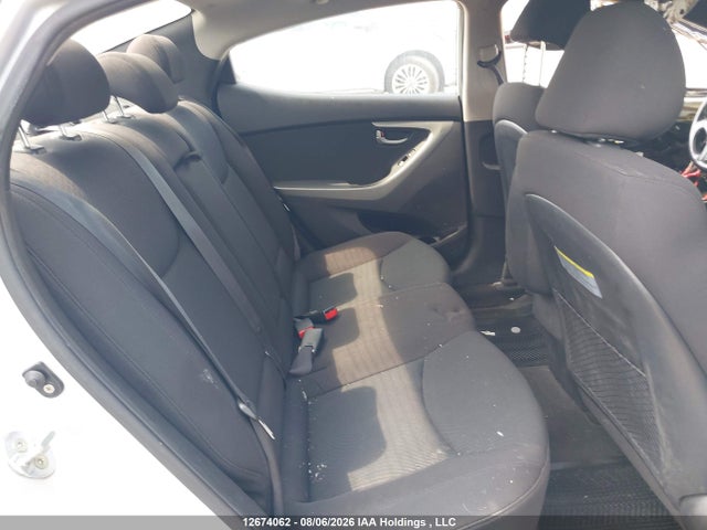 KMHDH4AHXGU622321 Hyundai Elantra Gls