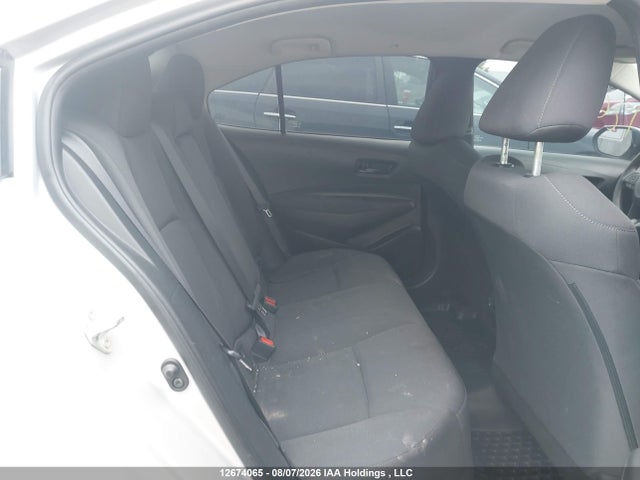 5YFBPMBE1NP335091 Toyota COROLLA LE