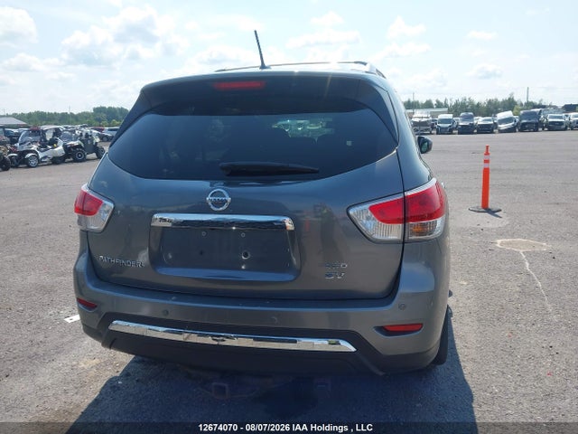 12674070 :رقم المزاد ، 5N1AR2MM5FC629887 vin ، 2015 Nissan Pathfinder S/sv/sl/platinum مزاد بيع