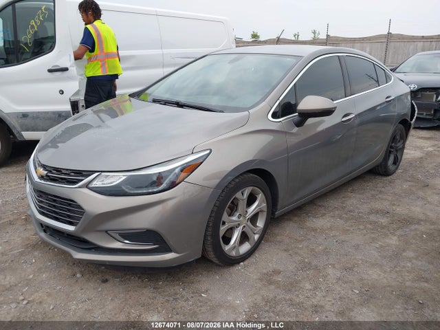 1G1BF5SM9J7131093 Chevrolet Cruze Premier Auto