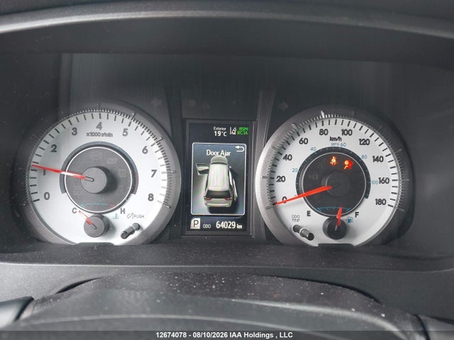 12674078 :رقم المزاد ، 5TDXZ3DC3KS982486 vin ، 2019 Toyota Sienna Se/se Premium مزاد بيع