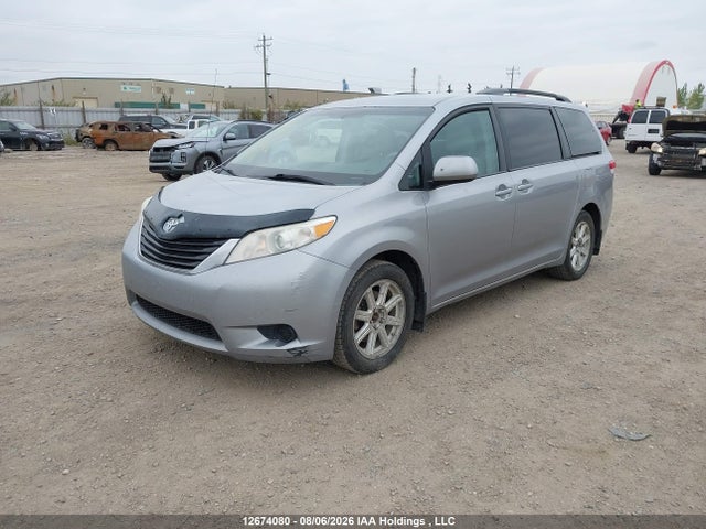 Продаж на аукціоні авто 2013 Toyota Sienna Le, vin: 5TDJK3DC1DS061106, номер лоту: 12674080