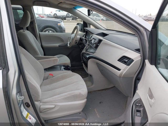 Продаж на аукціоні авто 2013 Toyota Sienna Le, vin: 5TDJK3DC1DS061106, номер лоту: 12674080