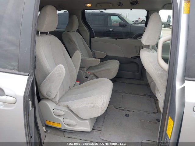 Продаж на аукціоні авто 2013 Toyota Sienna Le, vin: 5TDJK3DC1DS061106, номер лоту: 12674080