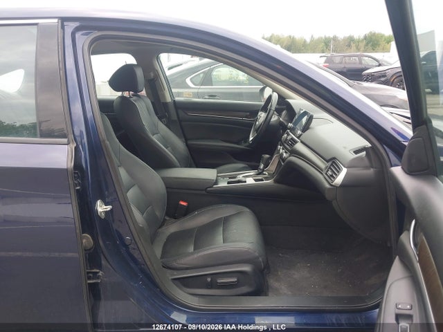 Продажа на аукционе авто 2019 Honda Accord, vin: 1HGCV1F53KA800250, номер лота: 12674107