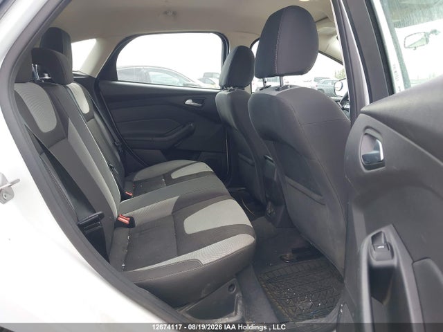 1FADP3K26EL364478 Ford FOCUS SE