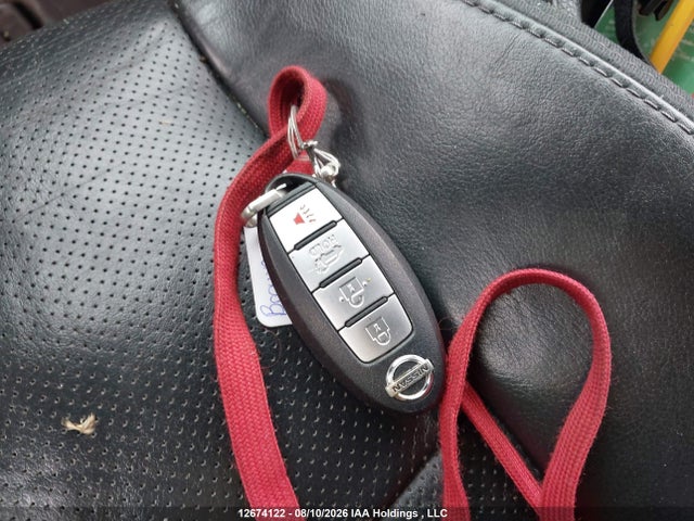 5N1AT2MV5FC818047 Nissan Rogue S/sl/sv