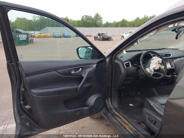 5N1AT2MV5FC818047 Nissan Rogue S/sl/sv
