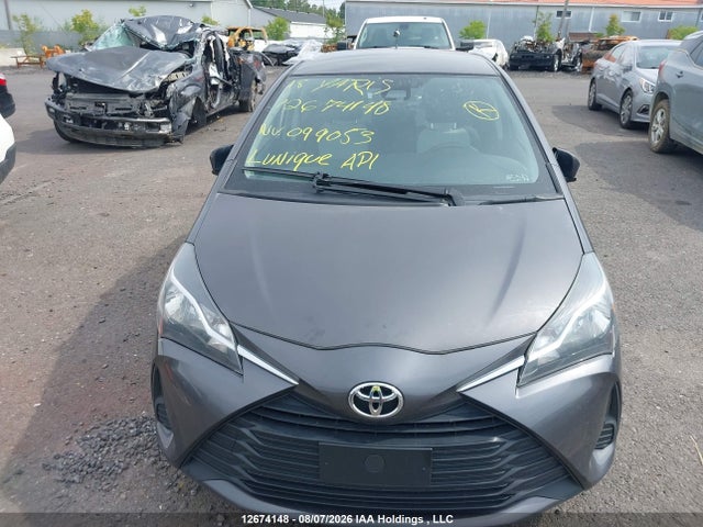 VNKKTUD3XJA099053 Toyota YARIS LE