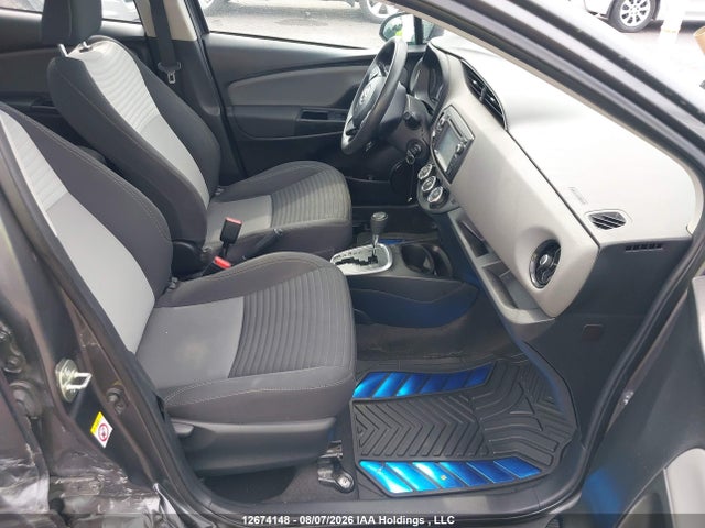 VNKKTUD3XJA099053 Toyota YARIS LE