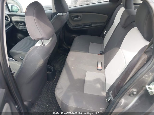 VNKKTUD3XJA099053 Toyota YARIS LE