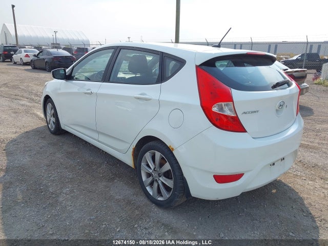 12674150 :رقم المزاد ، KMHCU5AEXDU120245 vin ، 2013 Hyundai Accent Gls/se مزاد بيع