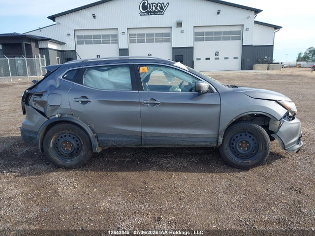 JN1BJ1CR2HW116737 Nissan Qashqai S/sl/sv
