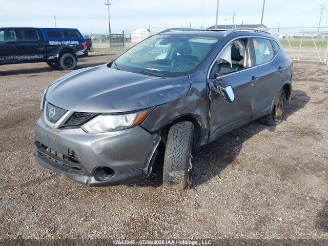 Auction sale of the 2017 Nissan Qashqai S/sl/sv, vin: JN1BJ1CR2HW116737, lot number: 12643045