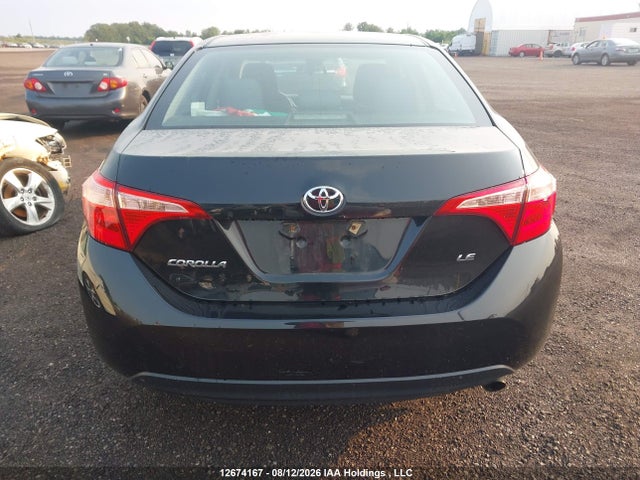 2T1BURHE5JC075656 Toyota COROLLA LE