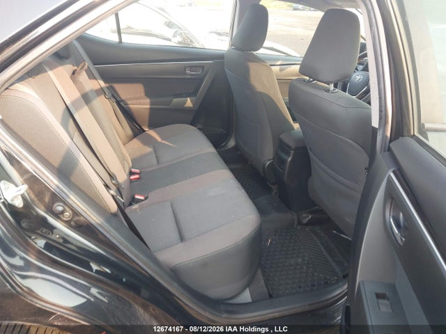 2T1BURHE5JC075656 Toyota COROLLA LE