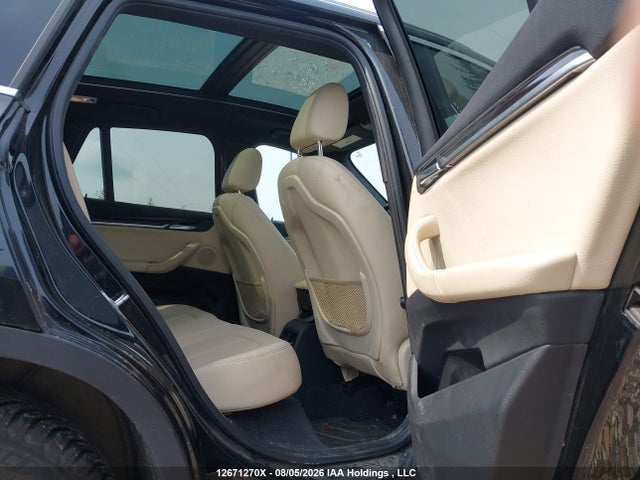 12671270 :رقم المزاد ، WBXHT3C31J5L25815 vin ، 2018 Bmw X1 Xdrive28i مزاد بيع