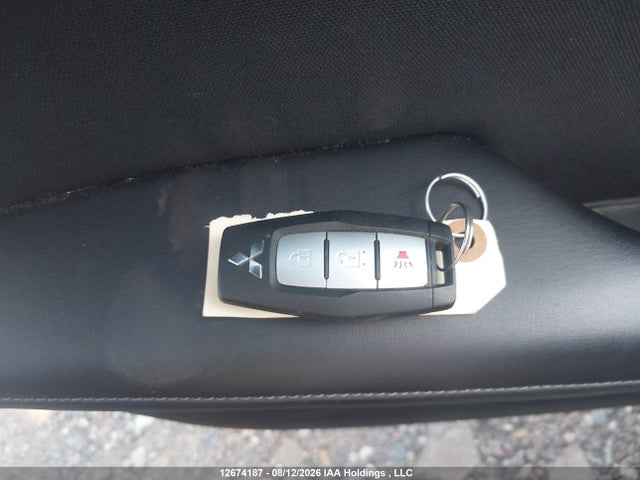 JA4J4UA86RZ604885 Mitsubishi Outlander Es