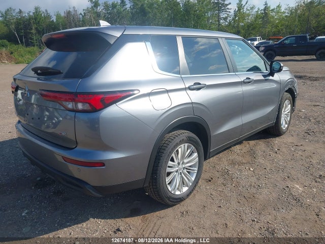 JA4J4UA86RZ604885 Mitsubishi Outlander Es