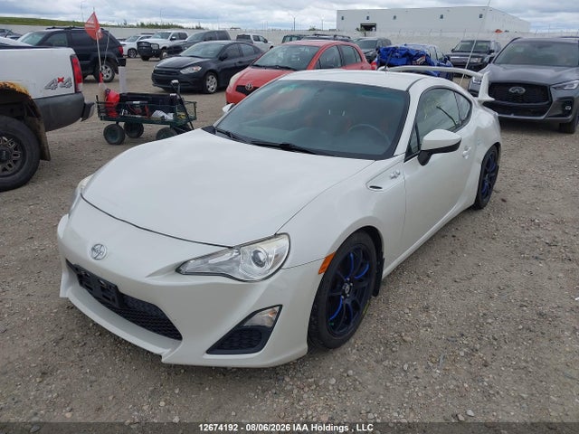 12674192 :رقم المزاد ، JF1ZNAA1XE8708017 vin ، 2014 Scion Fr-s Monogram مزاد بيع