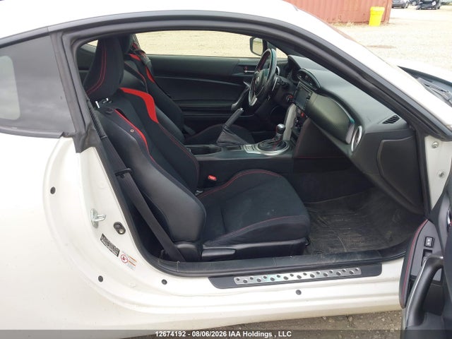 12674192 :رقم المزاد ، JF1ZNAA1XE8708017 vin ، 2014 Scion Fr-s Monogram مزاد بيع
