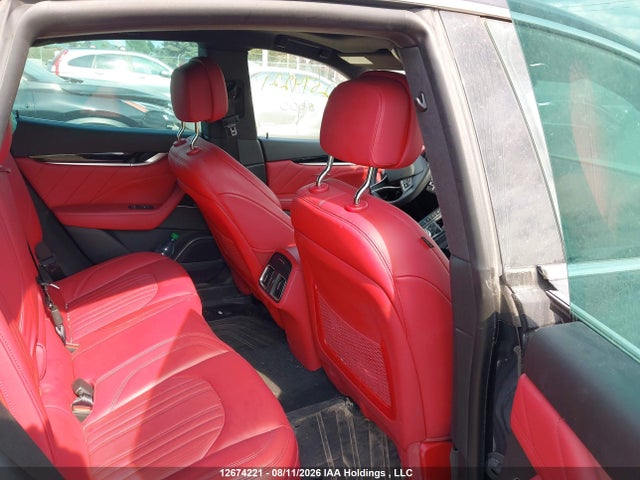 12674221 :رقم المزاد ، ZN661XUA1PX411474 vin ، 2023 Maserati Levante Gt مزاد بيع