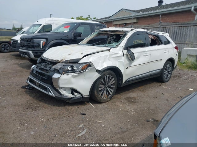2020 Mitsubishi Outlander Es მანქანა იყიდება აუქციონზე, vin: JA4AZ2A3XLZ607581, აუქციონის ნომერი: 12674222