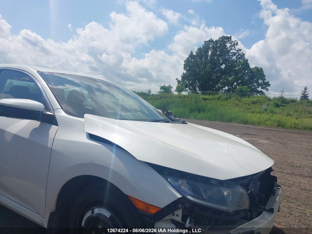Honda CIVIC EX 2019 2HGFC2F77KH001602 Image 17
