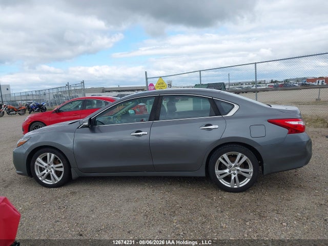 Nissan Altima 2016 1N4BL3AP8GN382004 Image 14