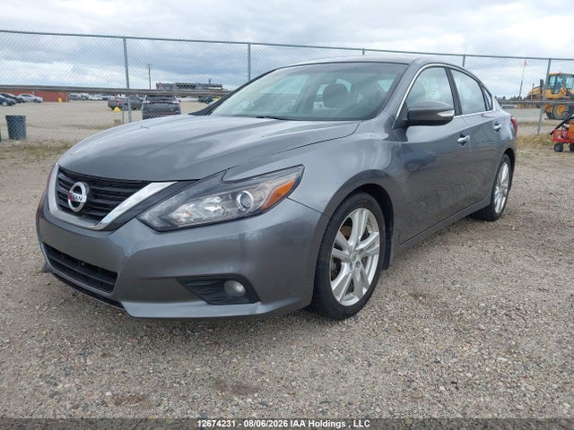 Nissan Altima 2016 1N4BL3AP8GN382004 Image 2