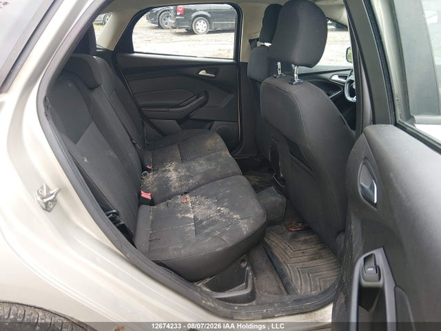 Ford Focus 2015 1FADP3K29FL359812 Image 8