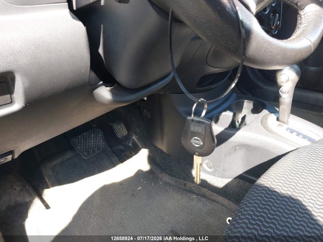 Продажа на аукционе авто 2015 Nissan Versa Note 1.6 S/1.6 Sl/1.6 Sr/1.6 Sv, vin: 3N1CE2CP4FL442135, номер лота: 12658924