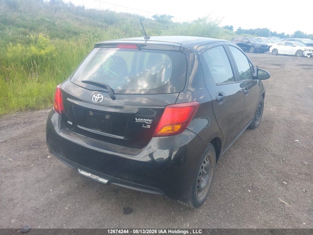 VNKKTUD31GA066161 Toyota YARIS LE