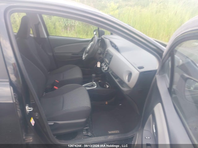 VNKKTUD31GA066161 Toyota YARIS LE