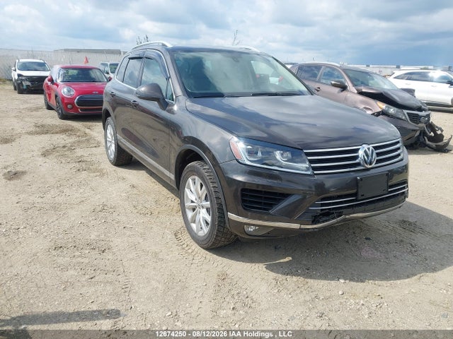 Продажа на аукционе авто 2015 Volkswagen Touareg V6, vin: WVGEF9BP2FD004809, номер лота: 12674250