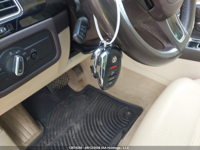 12674250 :رقم المزاد ، WVGEF9BP2FD004809 vin ، 2015 Volkswagen Touareg V6 مزاد بيع