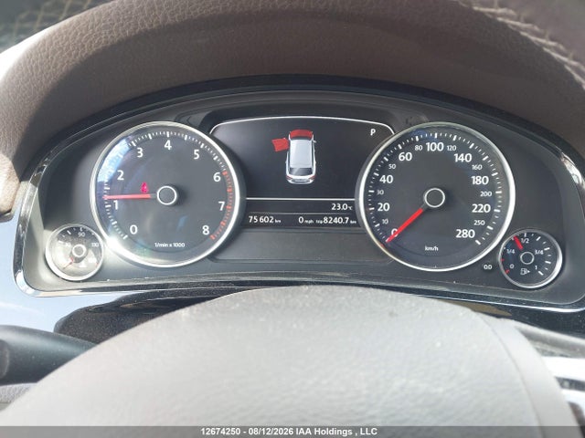 12674250 :رقم المزاد ، WVGEF9BP2FD004809 vin ، 2015 Volkswagen Touareg V6 مزاد بيع