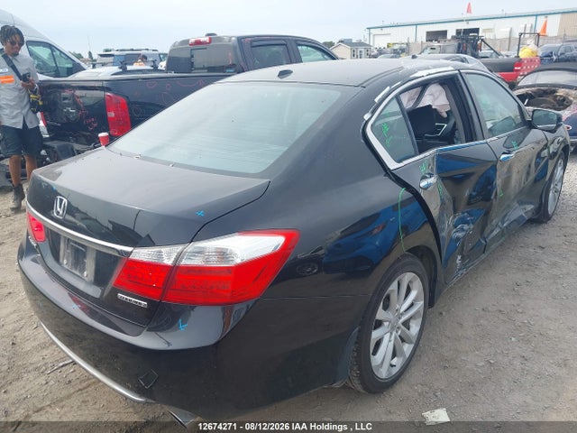 Продаж на аукціоні авто 2014 Honda Accord Touring, vin: 1HGCR2F92EA806798, номер лоту: 12674271