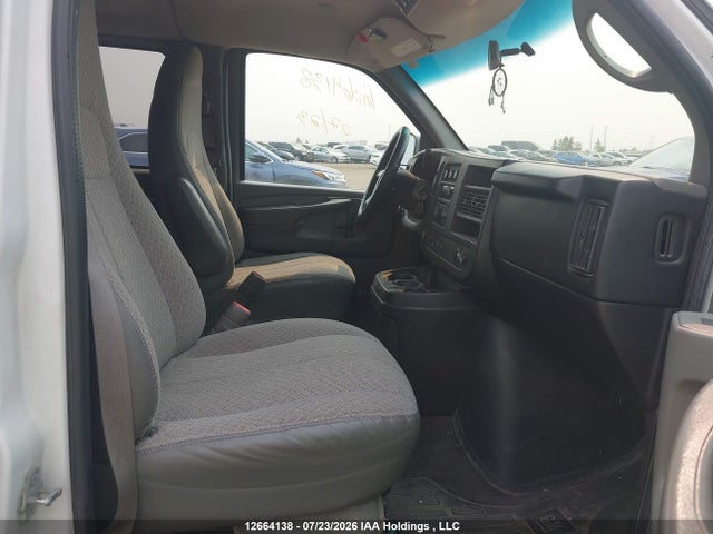 2011 Gmc Savana 3500 Sle მანქანა იყიდება აუქციონზე, vin: 1GJZ71FG9B1165306, აუქციონის ნომერი: 12664138