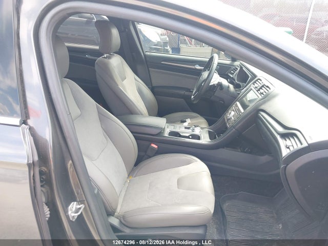 Продажа на аукционе авто 2017 Ford Fusion, vin: 3FA6P0VP9HR169219, номер лота: 12674296