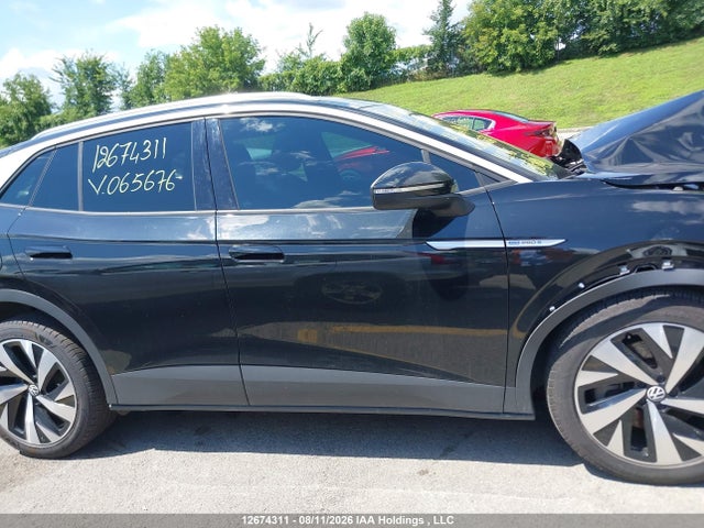 Volkswagen ID.4 PRO 2022 WVGUNPE26NP065676 Image 13