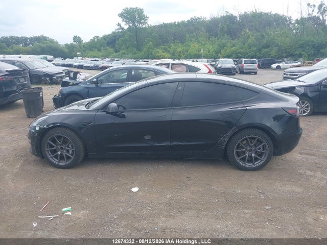 12674332 :رقم المزاد ، 5YJ3E1EA1NF258168 vin ، 2022 Tesla Model 3 Rwd/standard Range مزاد بيع