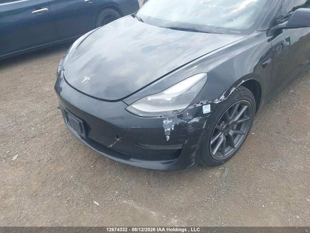 12674332 :رقم المزاد ، 5YJ3E1EA1NF258168 vin ، 2022 Tesla Model 3 Rwd/standard Range مزاد بيع