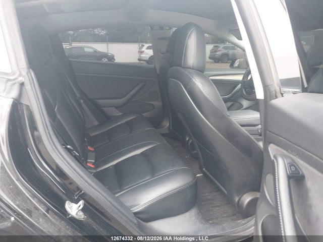 12674332 :رقم المزاد ، 5YJ3E1EA1NF258168 vin ، 2022 Tesla Model 3 Rwd/standard Range مزاد بيع