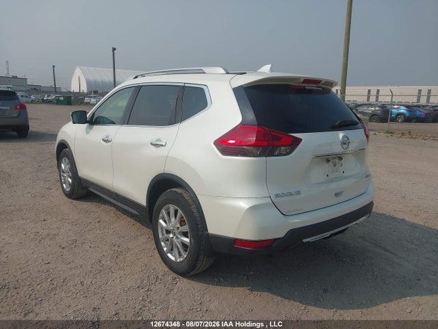 2017 Nissan Rogue Sv/sl მანქანა იყიდება აუქციონზე, vin: 5N1AT2MV4HC748494, აუქციონის ნომერი: 12674348