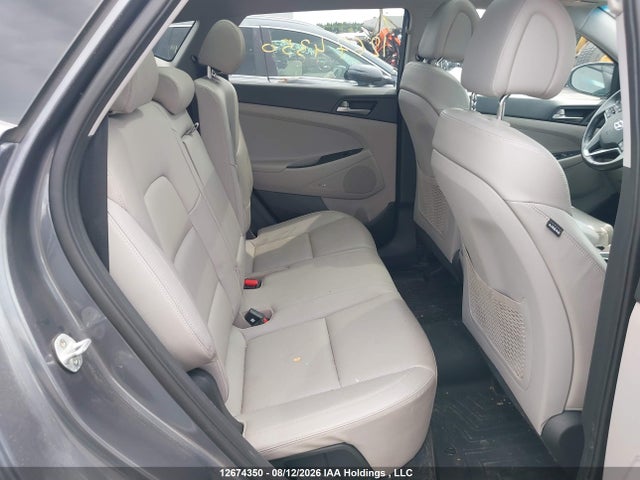KM8J3CA24JU834923 Hyundai Tucson Limited/sport And Eco/se