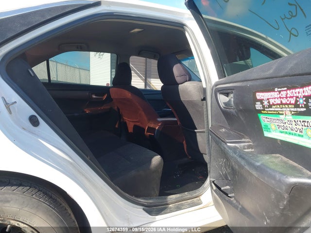 12674359 :رقم المزاد ، 4T1BF1FK4GU256453 vin ، 2016 Toyota Camry Le/xle/se/xse مزاد بيع