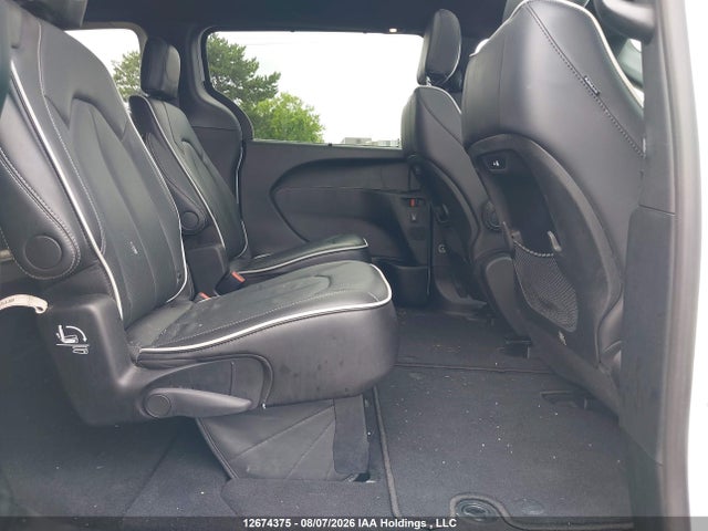 Aukcja sprzedaży 2026 Chrysler Pacifica Limited, vin: 2C4RC1GGXTR231943, numer aukcji: 12674375