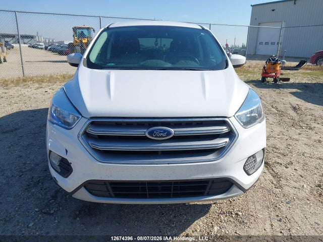 12674396 :رقم المزاد ، 1FMCU9G90HUD30487 vin ، 2017 Ford Escape Se مزاد بيع